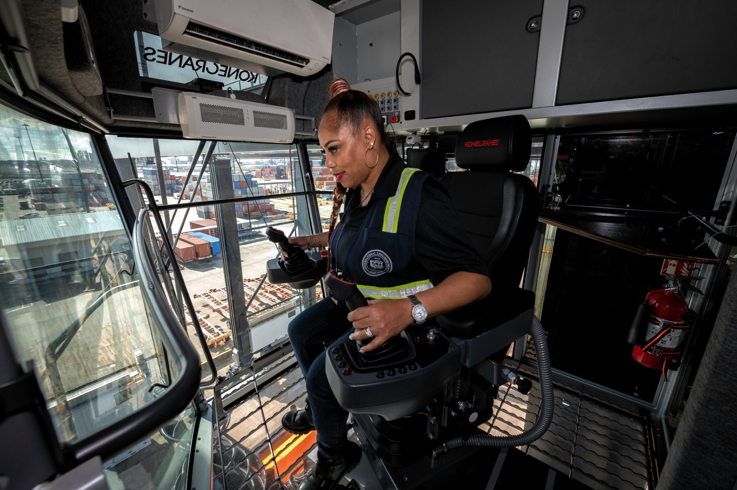 Chataria Biscoe ILA local 28 certified RTG operator