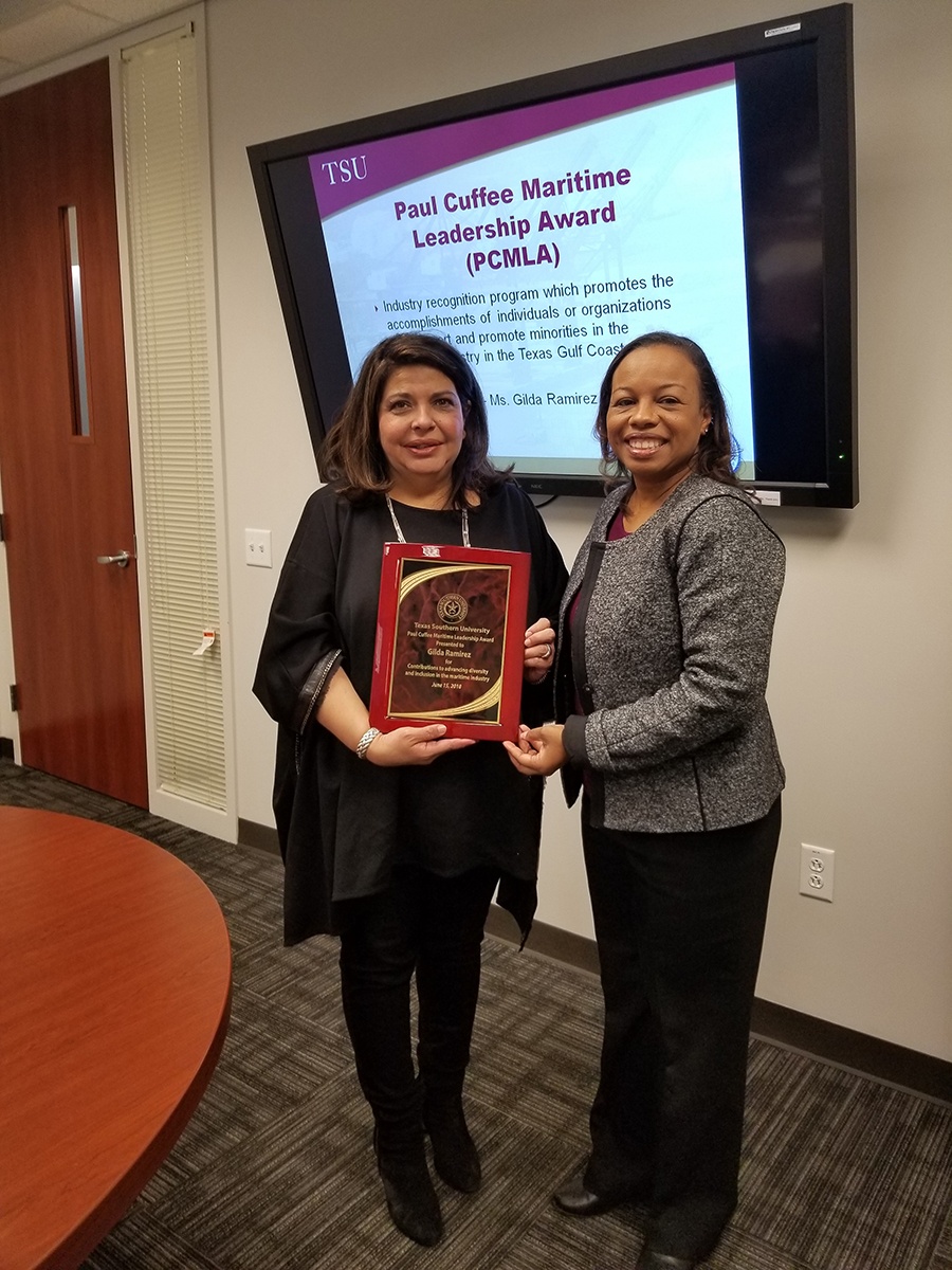 gilda award_FB_111518-1