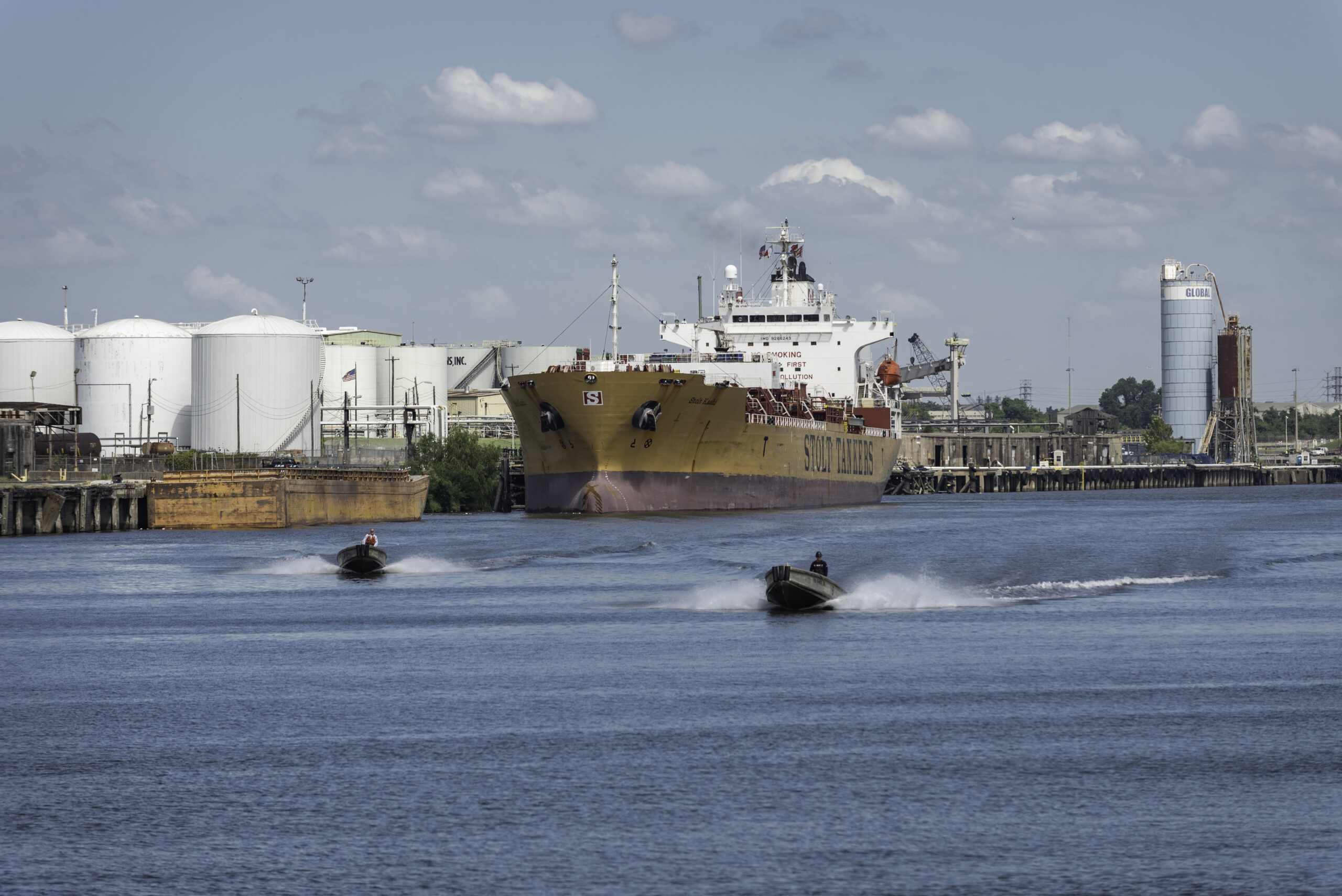 Coast Guard and Port Houston Emergency Staff prepping for Hurricane